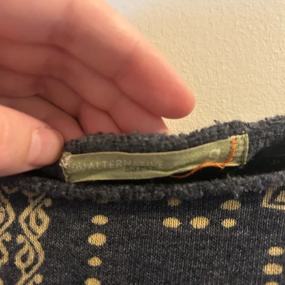 Alternative Blue and Cream Patterned Sweatshirt - Picture 4 of 5